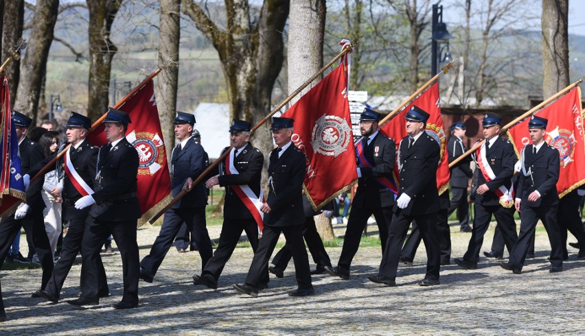 Wojewódzkie obchody Dnia Strażaka 2022 połączone z 27. pielgrzymką do sanktuarium w Kalwarii Pacławskiej [ZDJĘCIA]