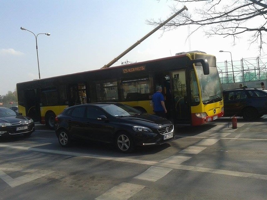 Wrocław: Pożar autobusu 125 na ul. Suchej (FOTO)