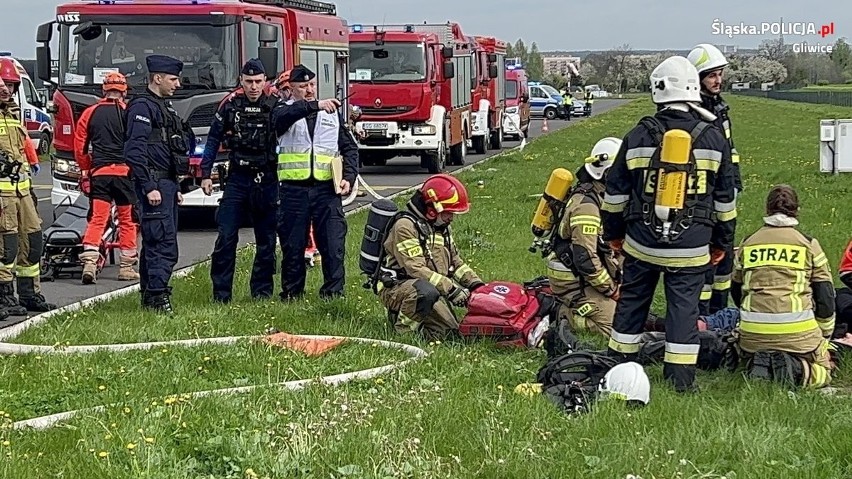 Wypadek awionetki w Gliwicach - ćwiczenia służb ratunkowych...