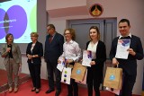 W Kielcach odbyła się Olimpiada Statystyczna, wzięło w niej udział prawie 50 uczniów z wiedzą z matematyki, rachunkowości i ekonomi