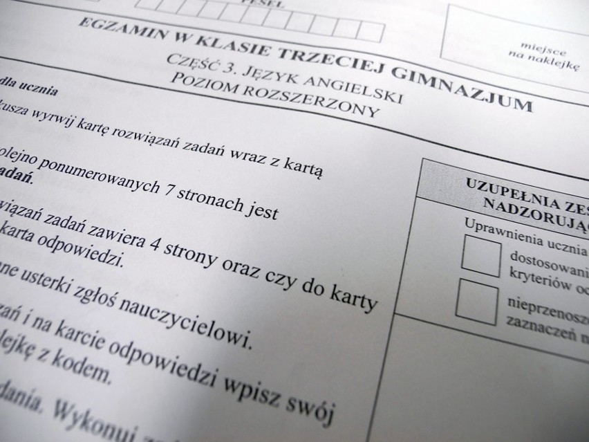 Egzamin gimnazjalny 2015. Język angielski - poziom rozszerzony. TEST, ODPOWIEDZI