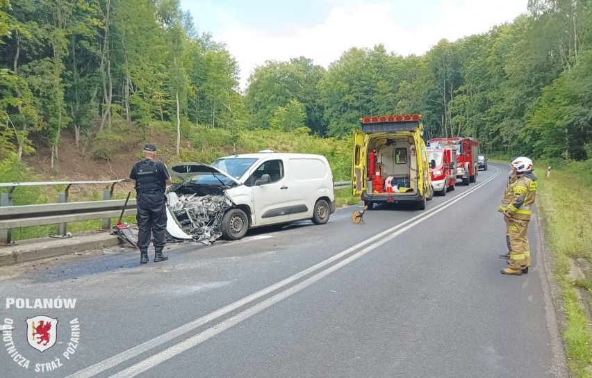 Wypadek na drodze wojewódzkiej nr 206 koło Polanowa