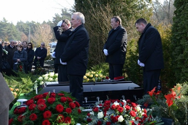 Pogrzeb Lecha Działoszyńskiego na cmentarzu w Przeźmierowie