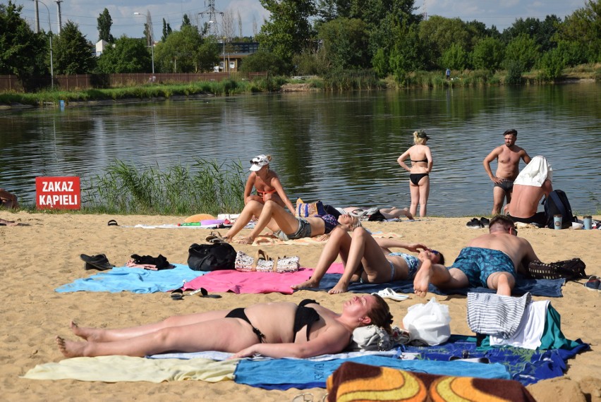 Pogoda dopisała. Dojlidy pełne plażowiczów.