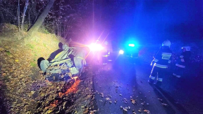 Wypadek w Będkowicach na drodze w kierunku Kobylan