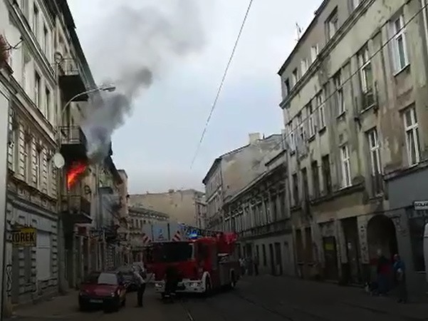 Pożar wybuchł na pierwszym piętrze kamienicy.