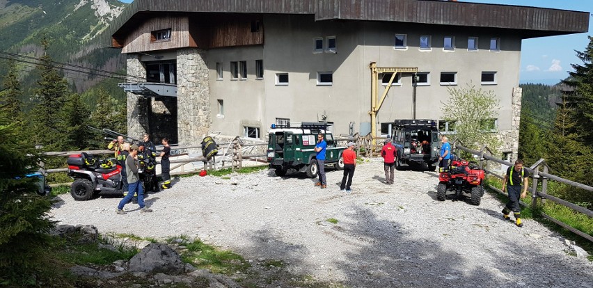 Tatry: Ratownicy ćwiczyli ewakuację turystów z kolejki na Kasprowy Wierch [ZDJĘCIA]