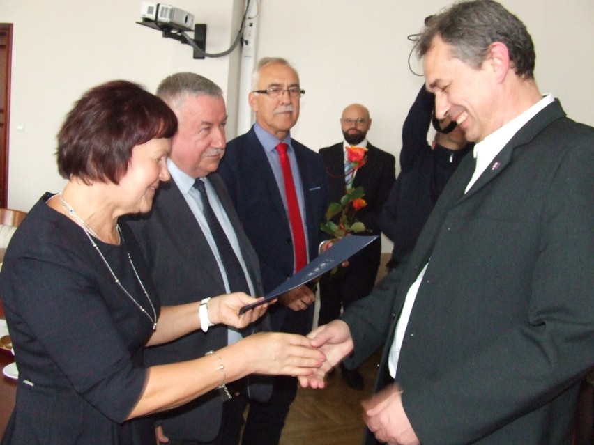 Starosta tarnobrzeski przyznał nagrody z okazji Dnia Edukacji Narodowej 
