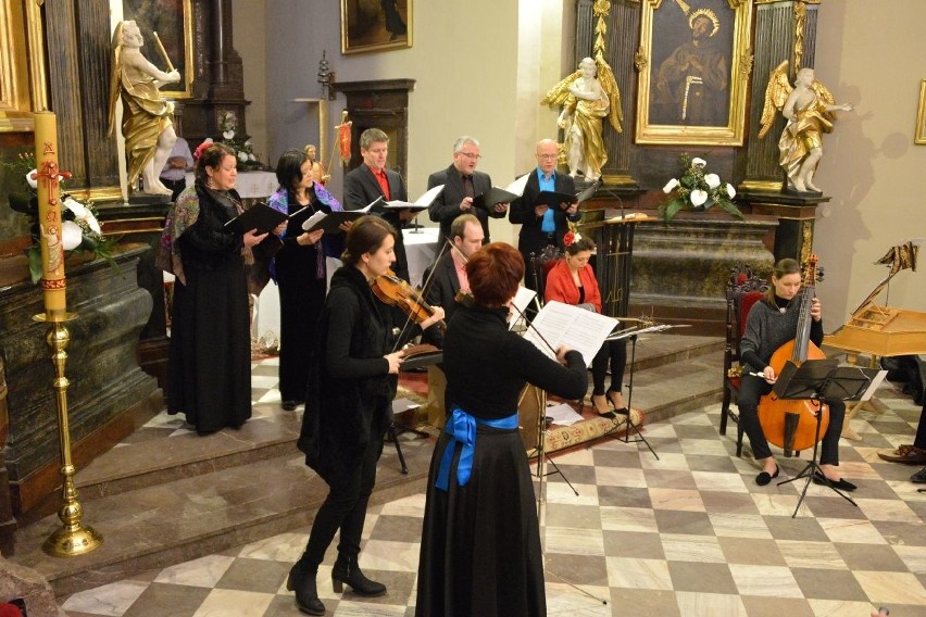 Anima Mundi w Kielcach. Muzyka duszy na głosy, skrzypce, kastaniety 