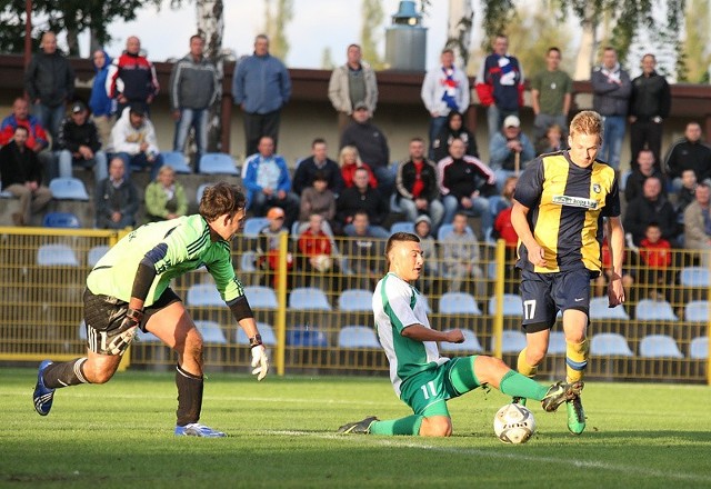 W meczu czwartej kolejki Bałtyckiej III ligi, Gryf Słupsk na własnym stadionie podejmował Pogoń Barlinek i wygrał 3:0 (1:0).