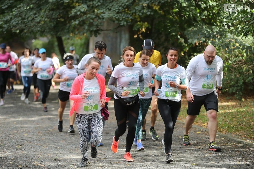 Sanprobi Uro-Run w Szczecinie. Rekord pobity. Mamy ZDJĘCIA uczestników! [WIDEO]