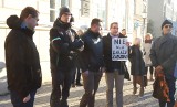 Mieszkańcy Wólki Klwateckiej protestowali przed radomskim ratuszem