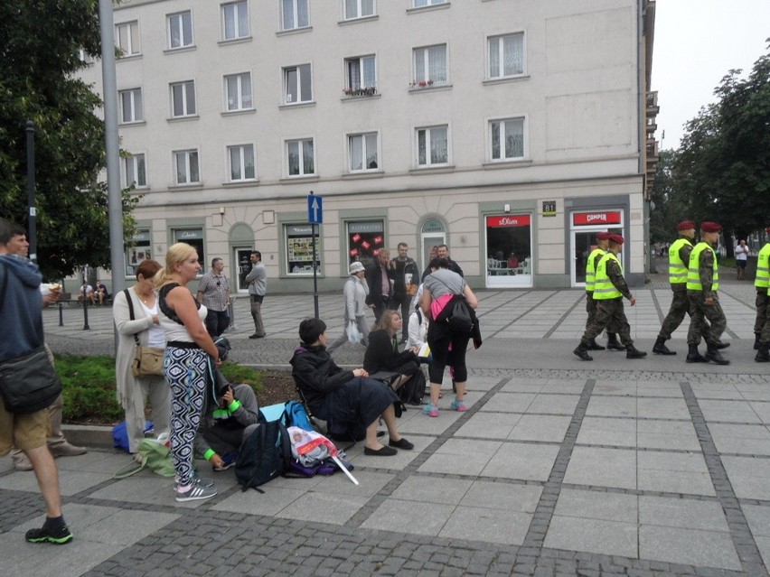 Częstochowa ŚDM 2016. Z każdą minutą przybywa pielgrzymów