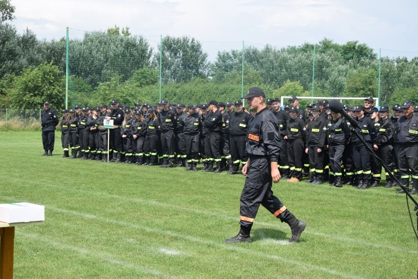 Bosutów i Poskwitów to najlepsze drużyny strażackie w powiecie krakowskim. Zawody sportowo-pożarnicze [ZDJĘCIA]