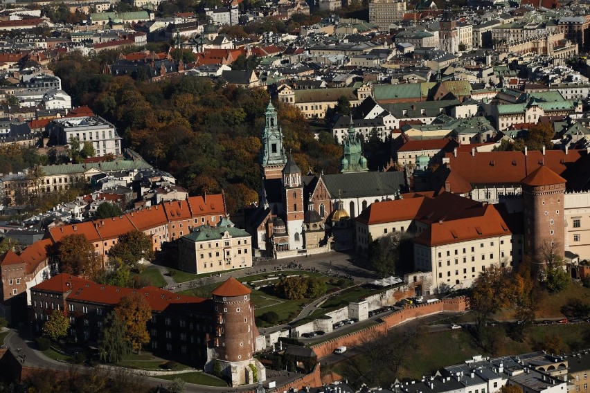Kraków. Zarzuty dla pięciu aktywistów klimatycznych za usiłowanie zniszczenia Wawelu