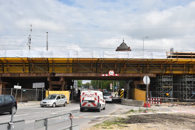 Postęp prac przy budowie centrum przesiadkowego Opole Wschodnie.