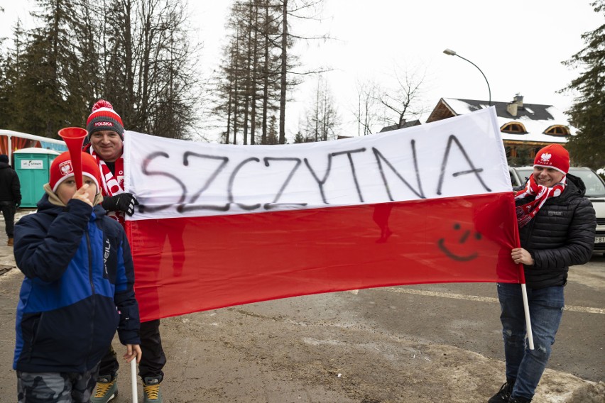 Kibice w Zakopanem przed niedzielnym konkursem