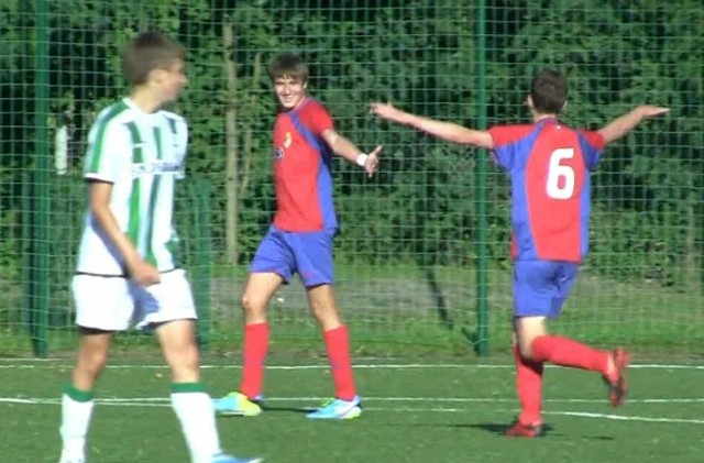 W meczu 2. kolejki Pomorskiej Ligi Juniorów Młodzych, Gryf Słupsk pokonał KP Starogard Gdański 3:0 (0:0).