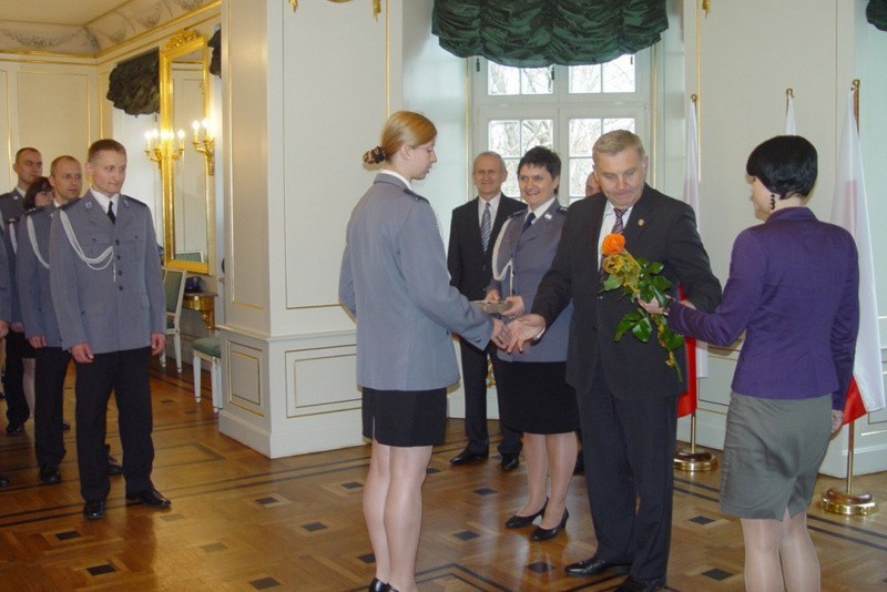 Prezydent Truskolaski nagrodził policjantów (zdjęcia)