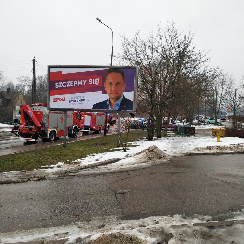 Wypadek w Białymstoku - BMW uderzyło w słup na ul. Monte...