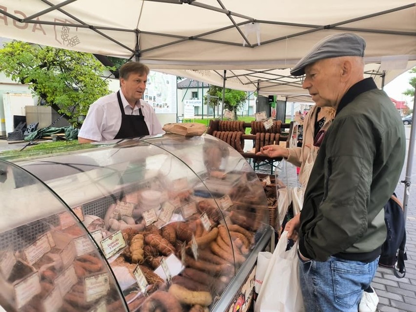 Wielkowiejski Targ ze zdrowymi produktami i poradami o zdrowym trybie życia