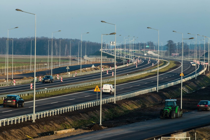 S8 na odcinku Jeżewo - Mężenin otwarta, ale z...