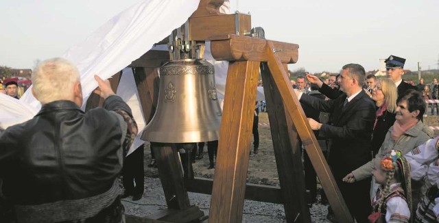 Dzwon Miłosierdzia został poświęcony w Łagiewnikach i przewieziony do Brzegów