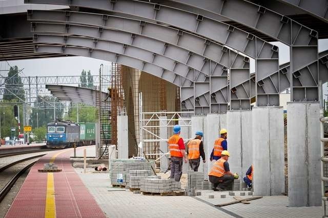 Budowa peronu na stacji Bydgoszcz WschódBudowa peronu na stacji Bydgoszcz Wschód