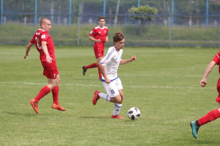 W Wielkich Derbach Śląska w Centralnej Lidze Juniorów Ruch...