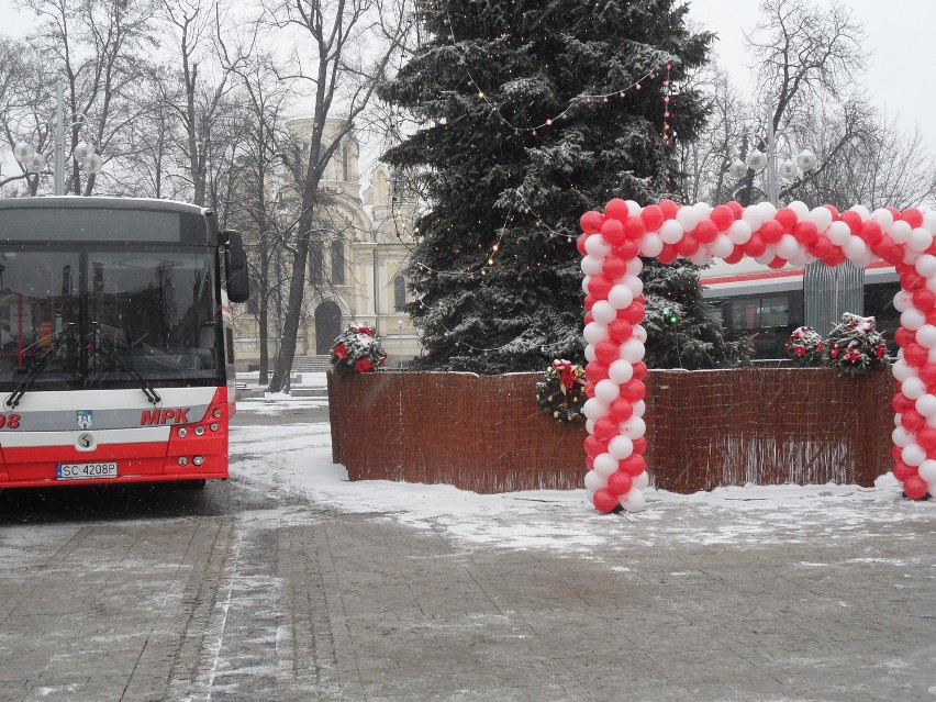 Wielki pokaz autobusów hybrydowych w Częstochowie ZDJĘCIA