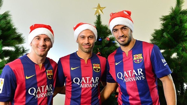 Piłkarze Barcelony życzą wszystkim wesołych świąt!
