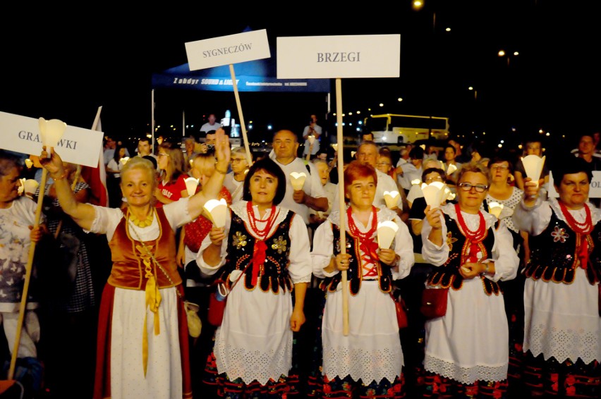 W Brzegach hucznie obchodzono drugą rocznicy Światowych Dni Młodzieży