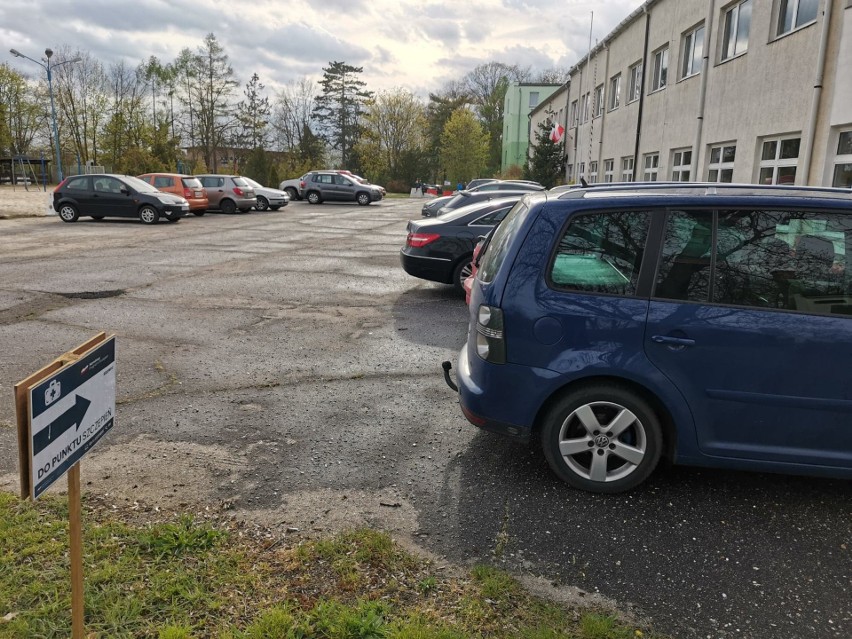 Powszechny Punkt Szczepień w Gubinie znajduje się w hali...