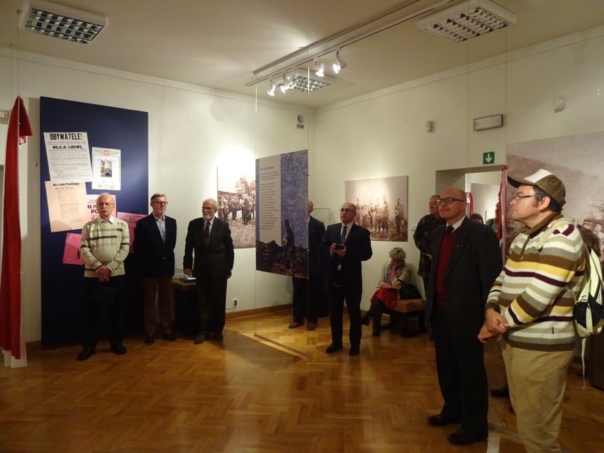 Fotografie z okresu walk o niepodległość w kieleckim muzeum (ZDJĘCIA)