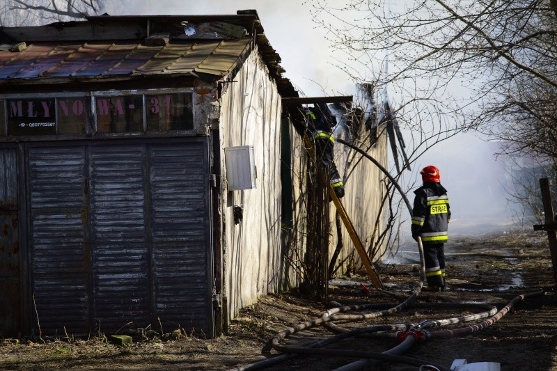 Pożar w centrum miasta. Strażacy w akcji [FOTO]