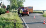 Śmiertelny wypadek w Piesienicy 12.06.2019. Zderzenie samochodu osobowego z motorowerem. Nie żyje motorowerzysta