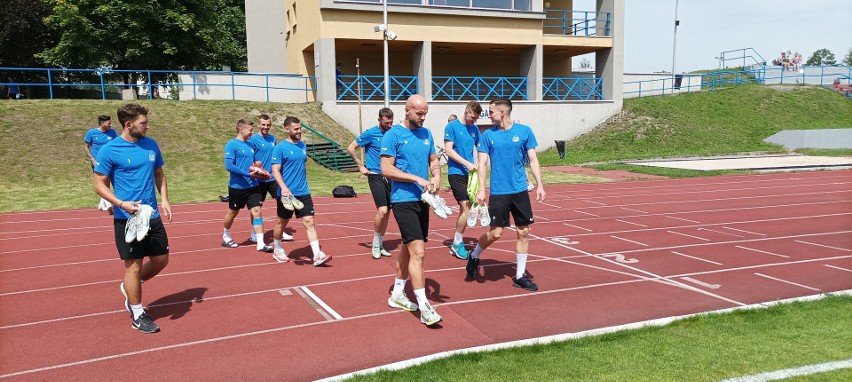 16.06.2022 r. Piłkarze Ruchu Chorzów na pierwszym treningu...