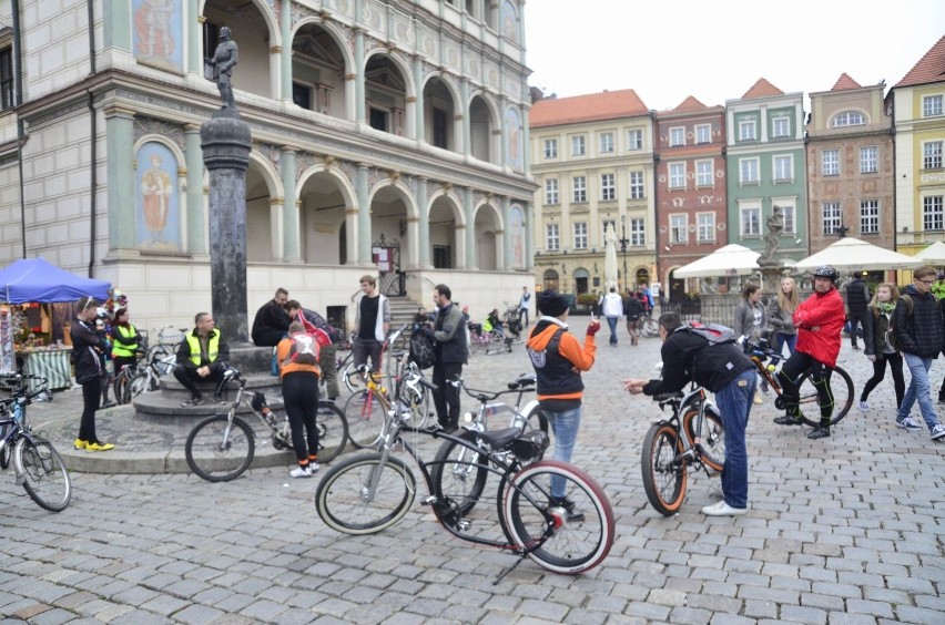 Masa Krytyczna: Rowerzyści domagają się miejsca na jezdni...