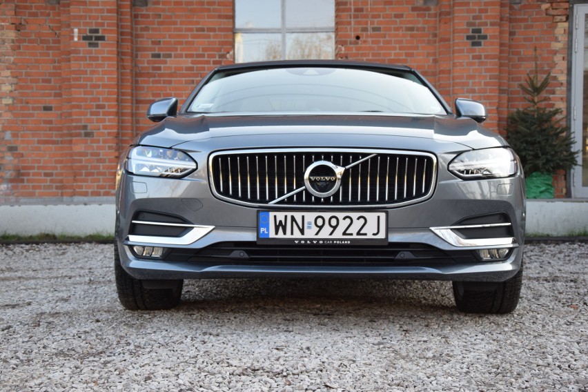 Volvo S90 2.0 D4 FWD Momentum...