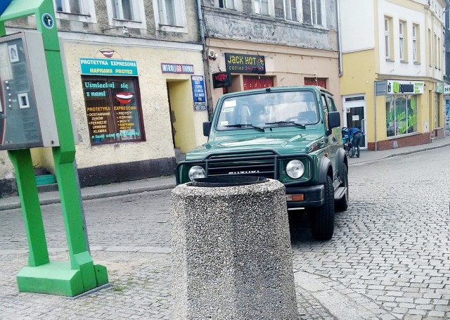 To miejsce niektórzy kierowcy traktują jak parking.