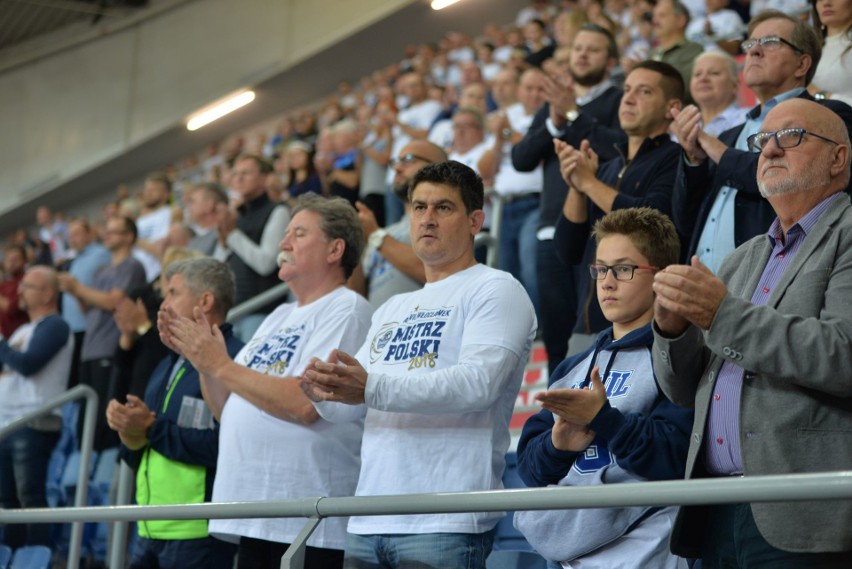 Derby koszykarzy Anwil - Polski Cukier dostarczyły kibicom...