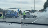 Zderzenie aut w Płoni w Szczecinie. Jedno z aut się zapaliło [ZDJĘCIA]