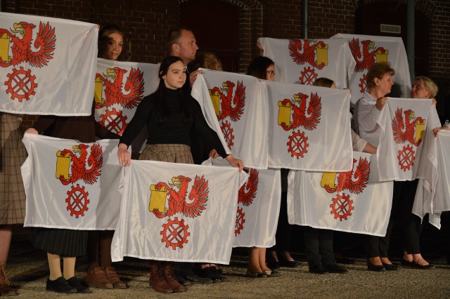 W piątek i sobotę Kępice obchodziły 50-lecie nadania praw miejskich. Jednym z punktów była premiera nowego herbu miasta.