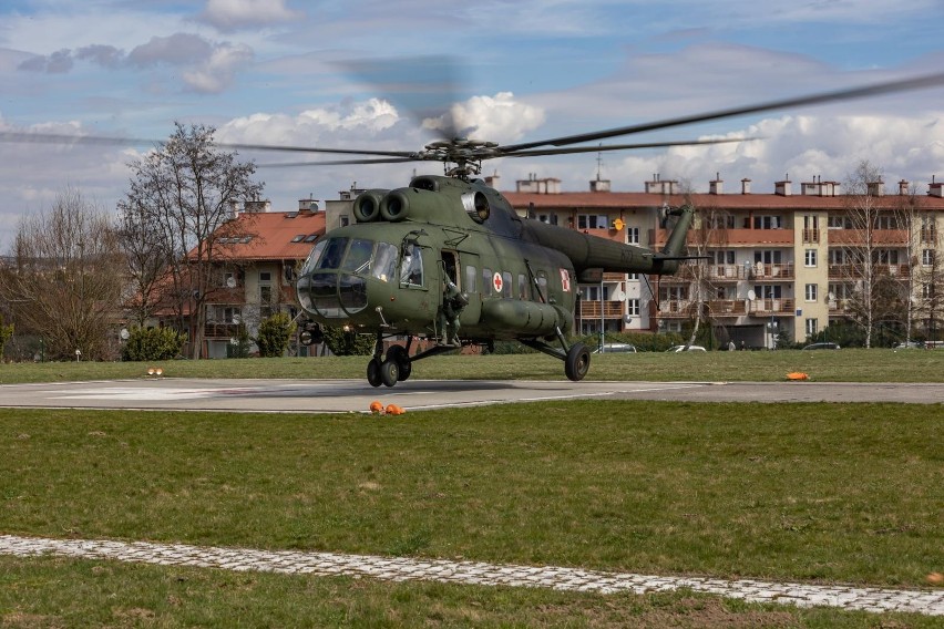 Lot testowy helikoptera Mi 8 P/SAR w Krakowie