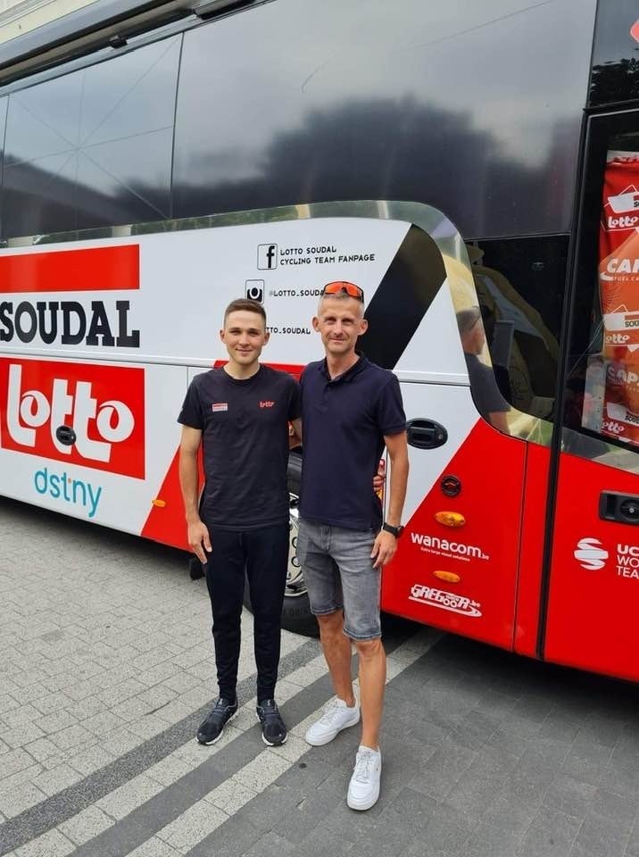 Mariusz Skuta z Kielc pomógł w przygotowaniach do 79. Tour de Pologne kolarzowi Kamilowi Małeckiemu z grupy Lotto Soudal