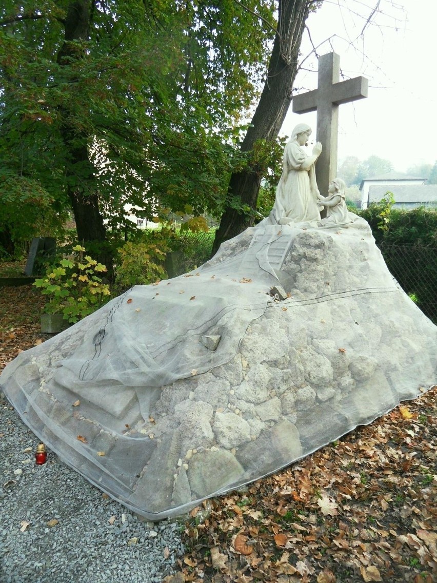 Wszystkich Świętych 2014: Kwesta na cmentarzu św. Marka w Żywcu [ZDJĘCIA]