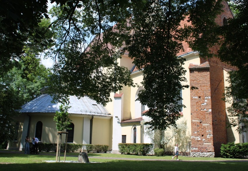 Kościół w Wawrzeńczycach pw. św. Marii Magdaleny i św....