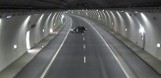 Kierowca zawrócił w tunelu na zakopiance. Przerażające sceny nagrała kamera na S7. Kierowcy nie zostawiają na tym człowieku suchej nitki