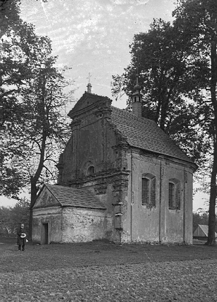 Kaplica św. Jana Chrzciciela w Jerzmanowicach, stan z lat 30. ub.w.