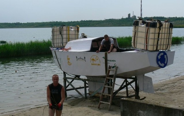 Przed zatopieniem wrak został bardzo dobrze zabezpieczony na brzegu Jeziora Tarnobrzeskiego.